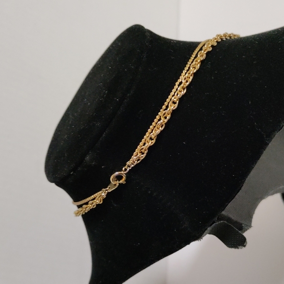 Gold tone two layer necklace with tree branch flower pendant - Picture 4 of 7